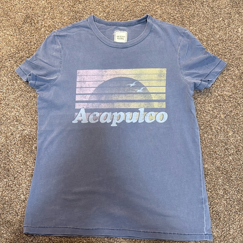 Women’s tshirt